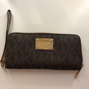 michael kors wallet